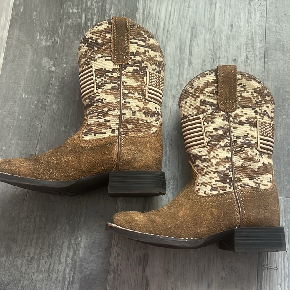 Ariat Brown and Tan Camo Kids Cowboy Boots - Picture 2 of 10